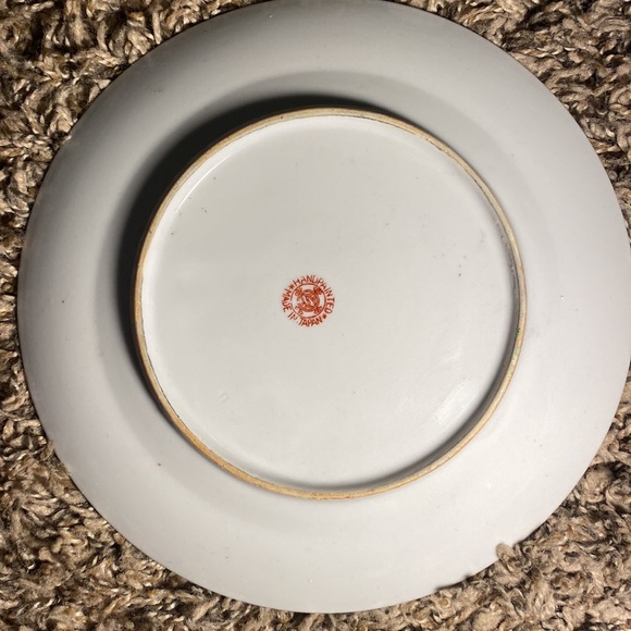 Vintage satsuma lusterware plate. Hand painted in Japan. Priced individually. - Picture 4 of 5